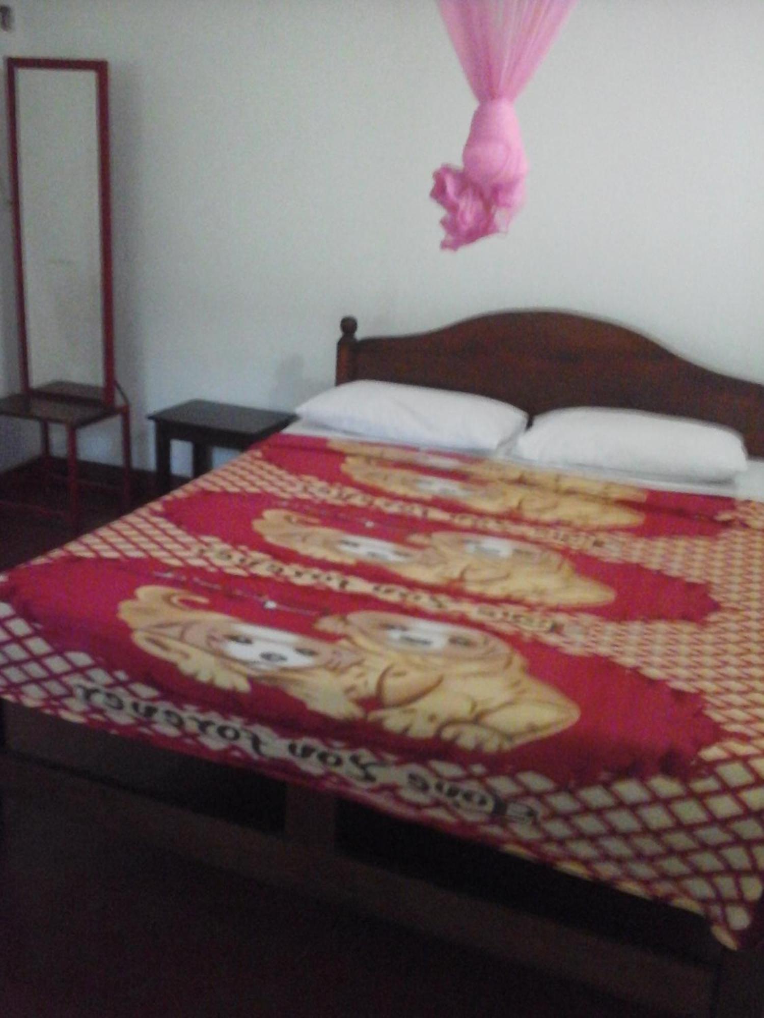 Majestic Tourist Hotel Kandy Exterior foto